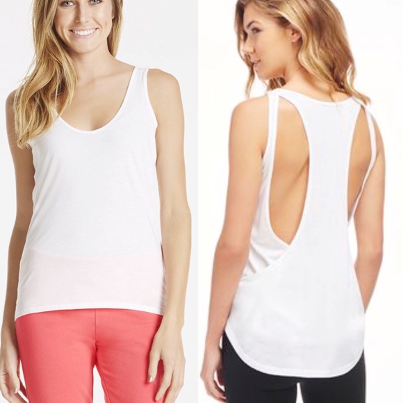 Fabletics Tops - Fabletics white workout sol tank top Fabletics Tops - Fabletics white workout sol tank top